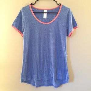 Lularoe Classic T size small